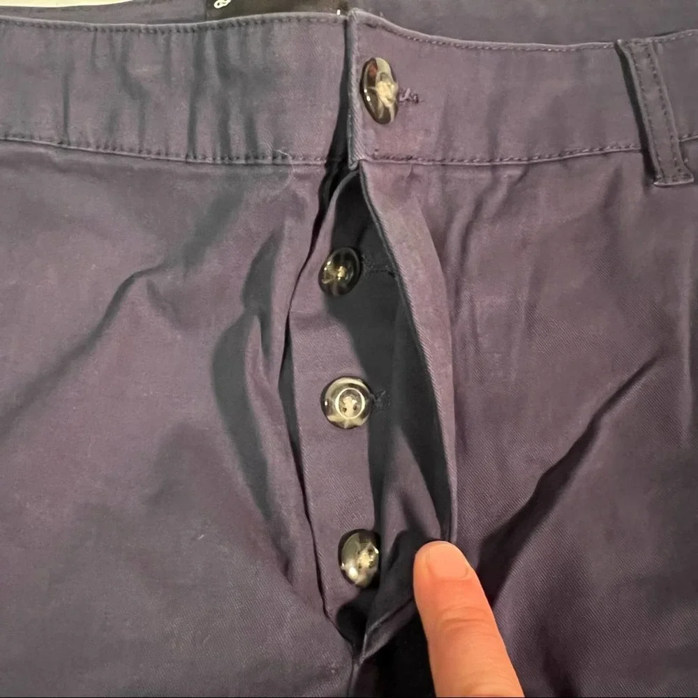 Asos Design NEW Button Fly Skinny Chino Shorts in Navy Blue 38 Waist - Picture 6 of 7